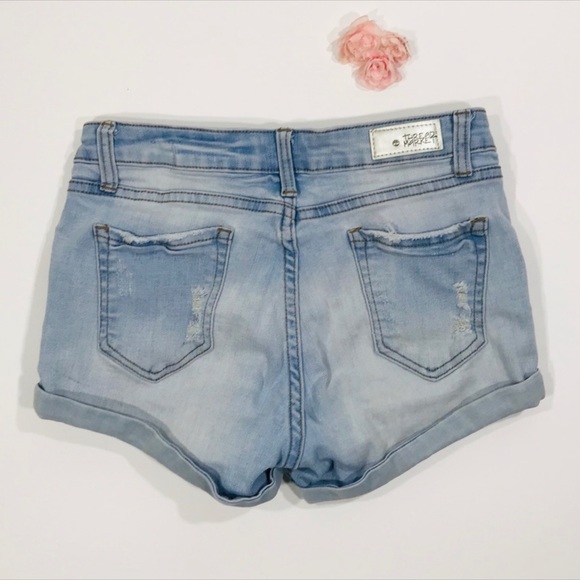 Thread Market BoHo Distressed High Waist Shorts - Picture 4 of 4